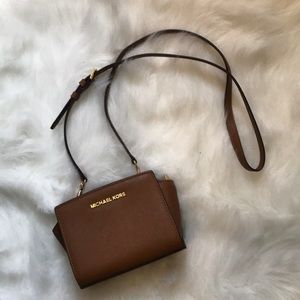 Michael Kors Cognac small cross body bag